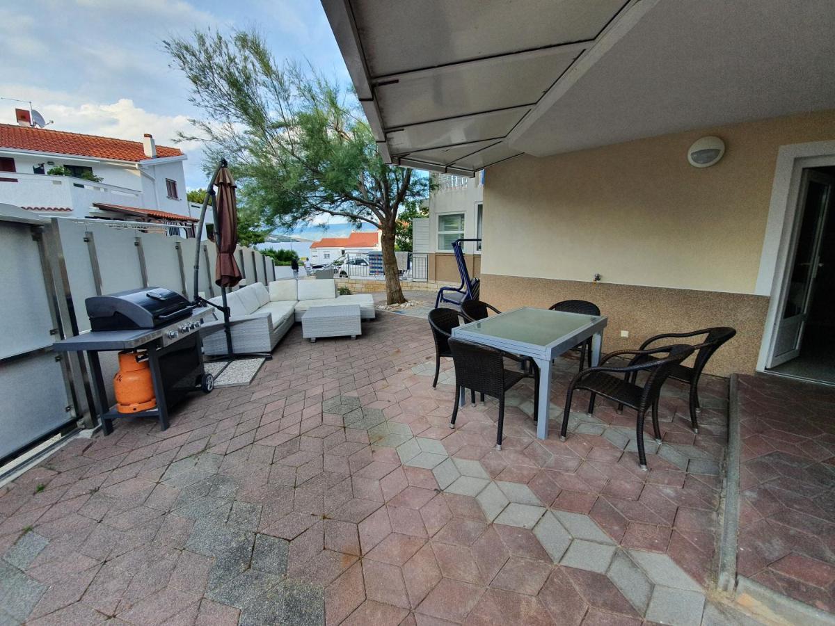 Apartman Klaudijo Apartment บัชกา ภายนอก รูปภาพ
