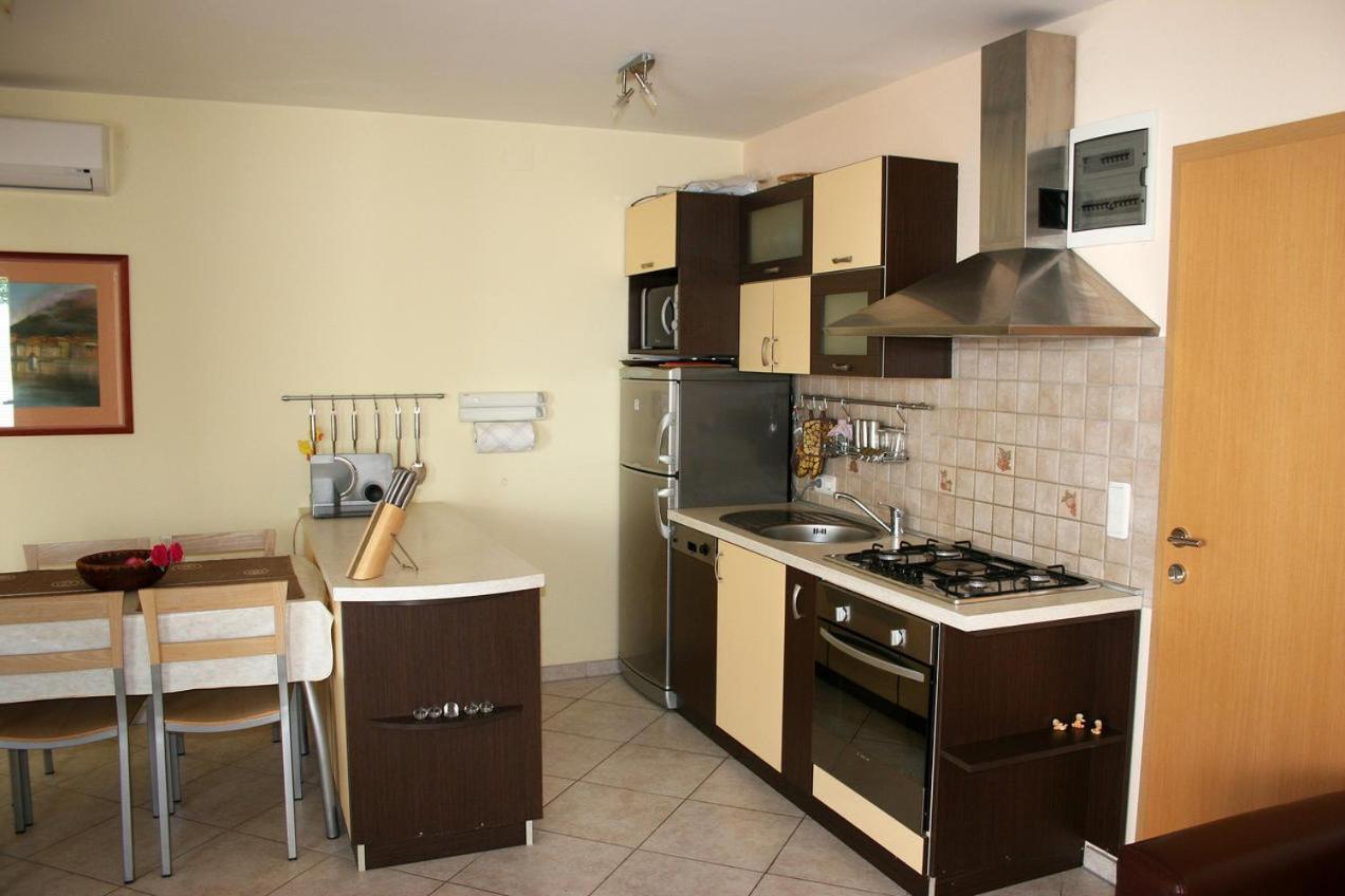 Apartman Klaudijo Apartment บัชกา ภายนอก รูปภาพ